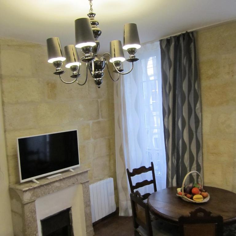 Appartements Bordeaux Saint Michel - Appartement 1 Chambre - 2ème étage - 18