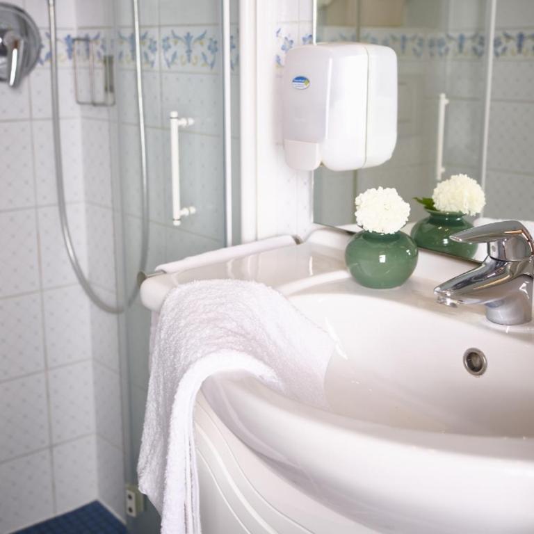 Hotel Garni Buchenhof - Standard Doppelzimmer - 4