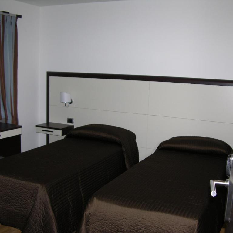Baja delle Sirene - Twin Room - 2