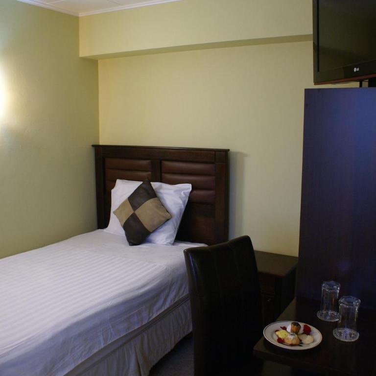 Villa Baviera, Hotel Baviera Chile - Habitación Doble Clásica - 2 camas - 4