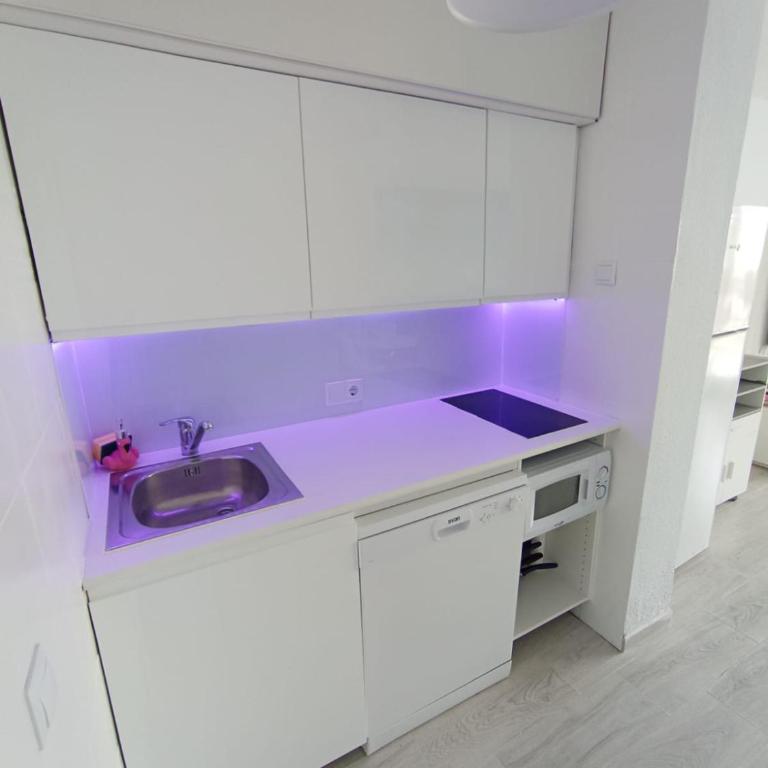 Apartamento enfrente la playa - Apartamento con vistas a la piscina - 14