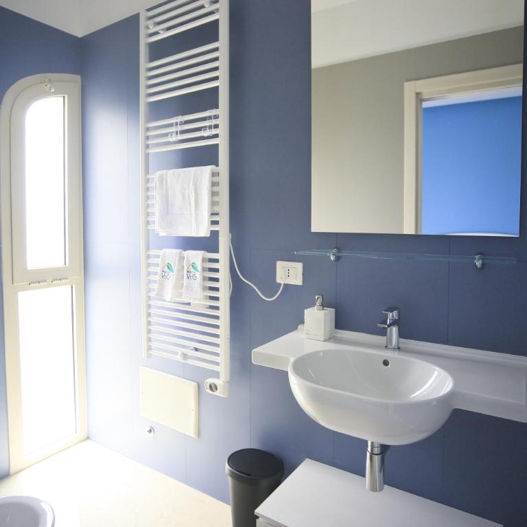 Villa Del Gaudio Rooms & Apartments - Camera King Standard - 6