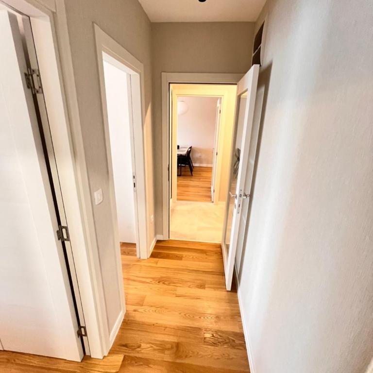 APART 28- Luxury suites - Deluks Apartman sa 2 Spavaće Sobe - 9