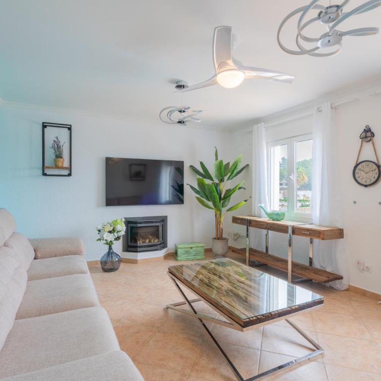 La Vida Loca - Villa with Private Pool - 13