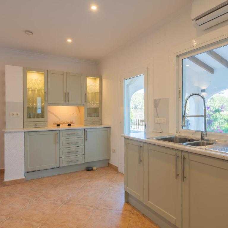 La Vida Loca - Villa with Private Pool - 18
