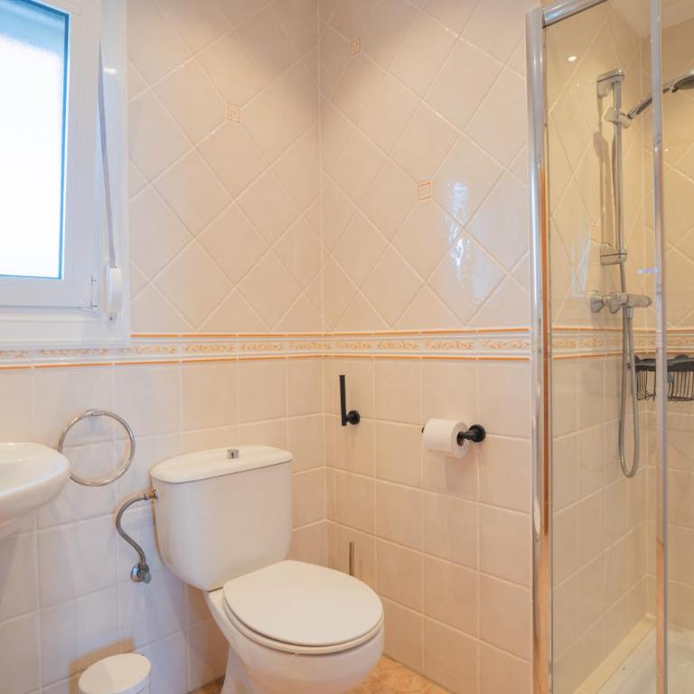 La Vida Loca - Villa with Private Pool - 29