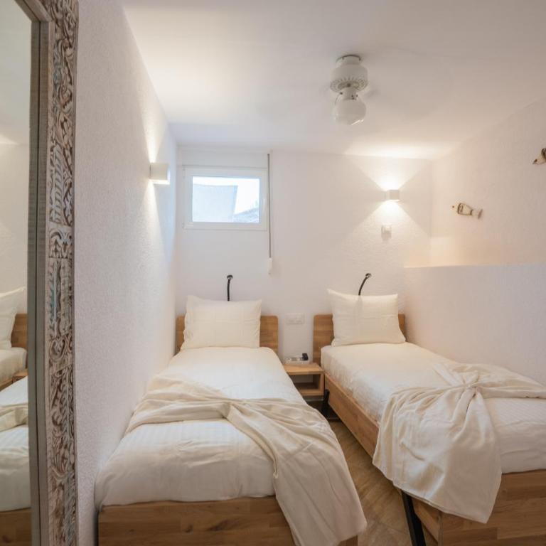 La Vida Loca - Villa with Private Pool - 37