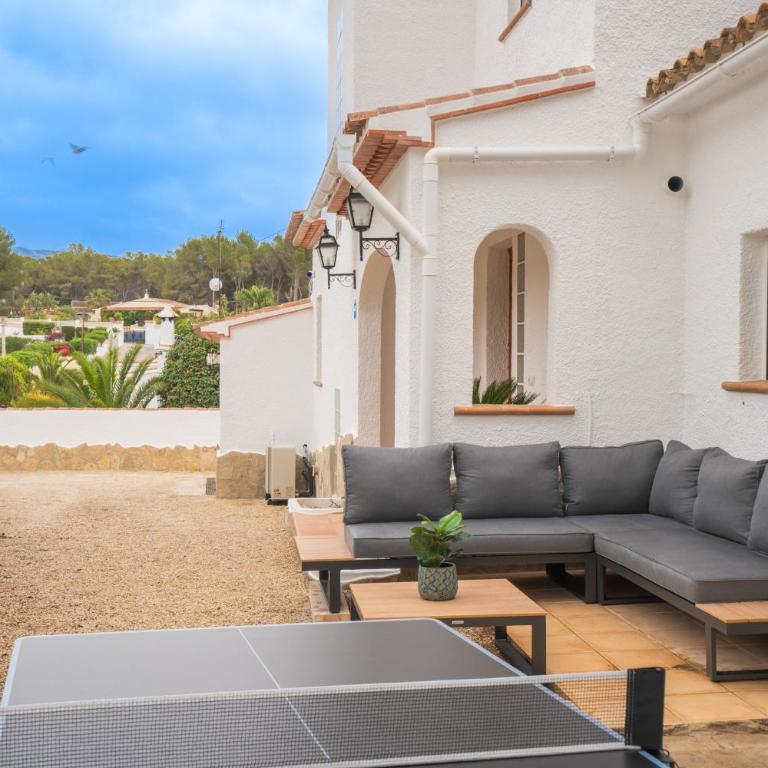 La Vida Loca - Villa with Private Pool - 46