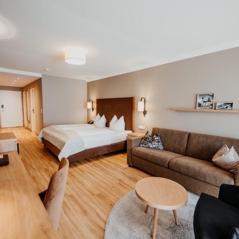 Post Seefeld - Wellnesshotel Tirol - Junior Suite mit Balkon - 1