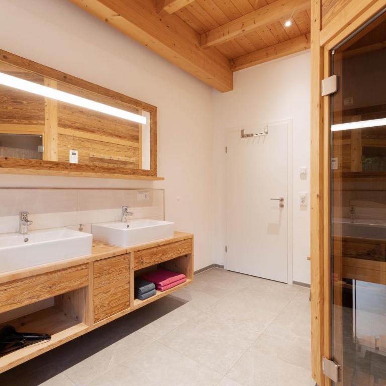 SCHMID Ferienwohnungen - Apartment mit 2 Schlafzimmern - 5