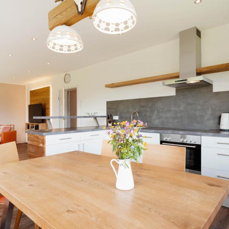 SCHMID Ferienwohnungen - Apartment mit 2 Schlafzimmern - 4