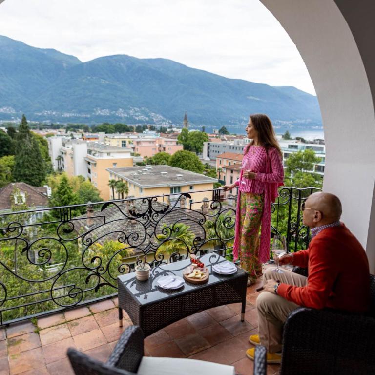 Suite Stays by Hotel La Perla - Suite with Lake View with Terrace and Private outdoor Bathroom-Villa Giuliano - 4
