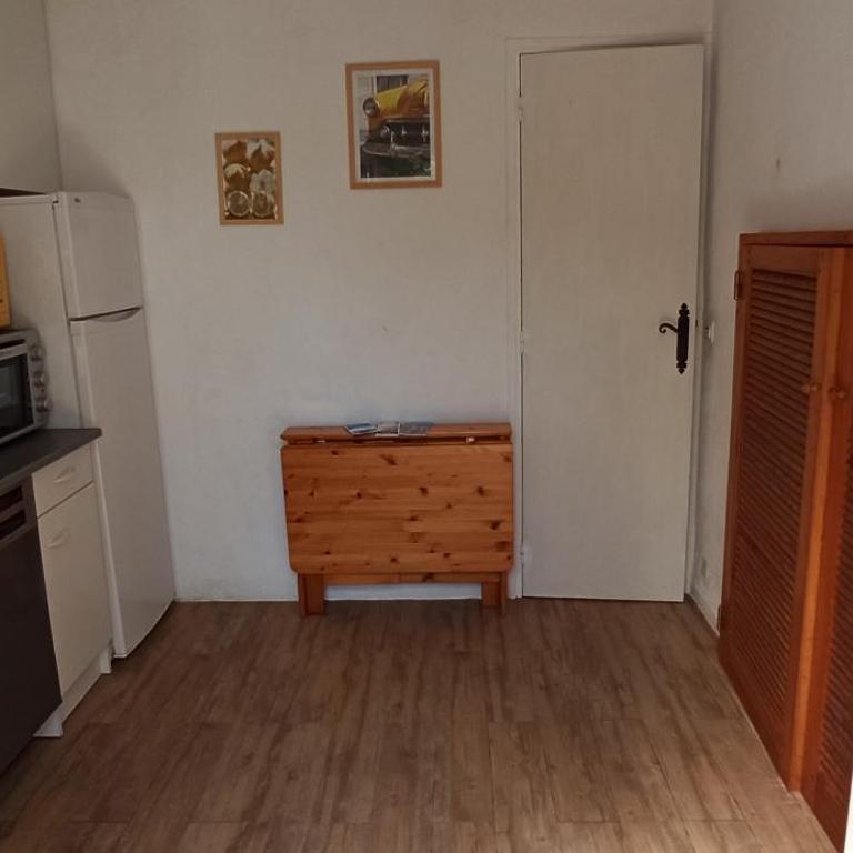 C coin calme proche plage, commerces,centre - Apartment - 9