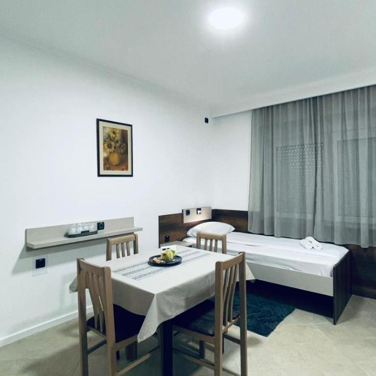 Kollar D Guest House - Prenoćište ROOMS - Comfort Quadruple Room - 5