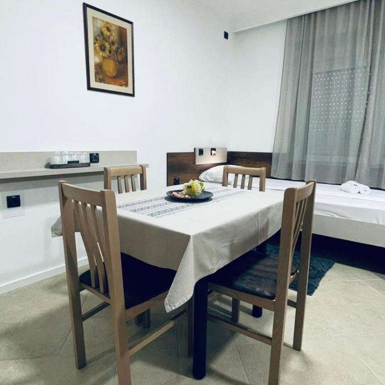 Kollar D Guest House - Prenoćište ROOMS - Comfort Quadruple Room - 3