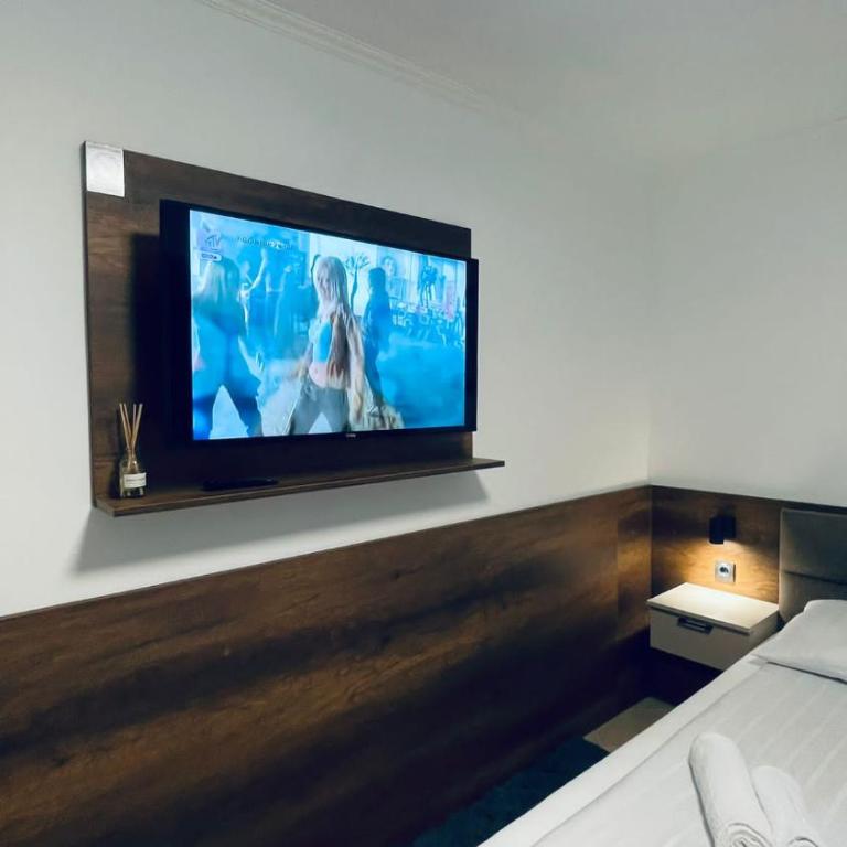 Kollar D Guest House - Prenoćište ROOMS - Comfort Triple Room - 8