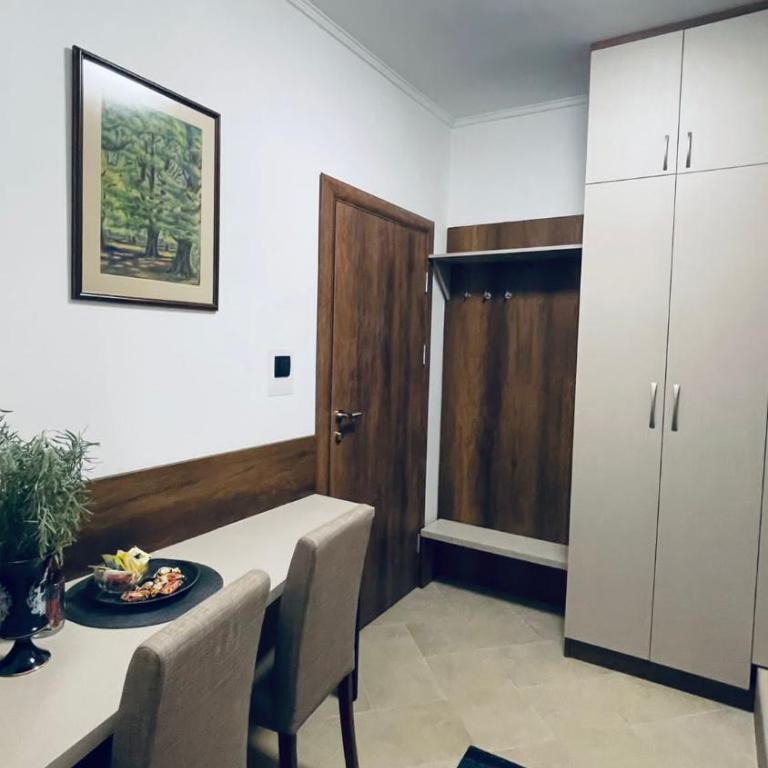 Kollar D Guest House - Prenoćište ROOMS - Comfort Triple Room - 13