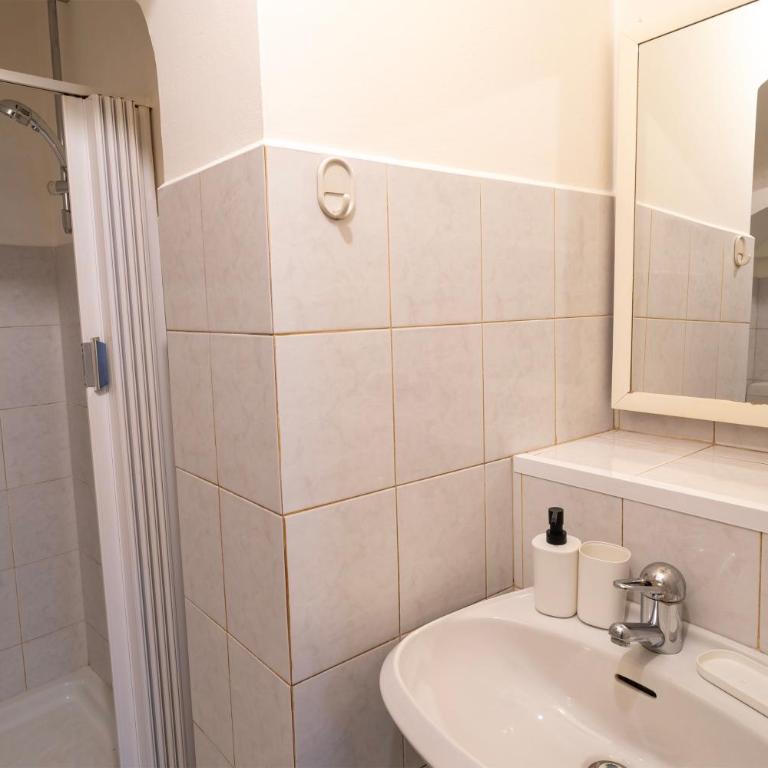 Casa Chloe - City center - WiFi - One-Bedroom Apartment - 15