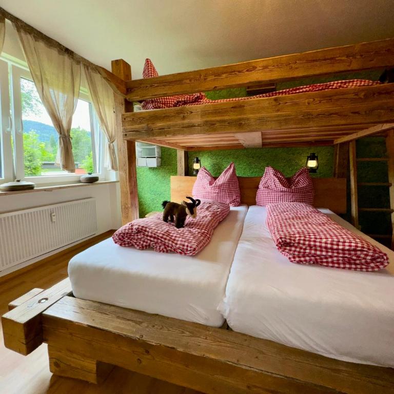 ZUR GLÜCKLICHEN GAMS - Alpine Boutique Apartment - Apartment mit 2 Schlafzimmern und Balkon - 18