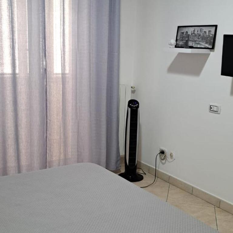 Paradiso sul mare - Appartamento con 2 Camere da Letto e Balcone - 13