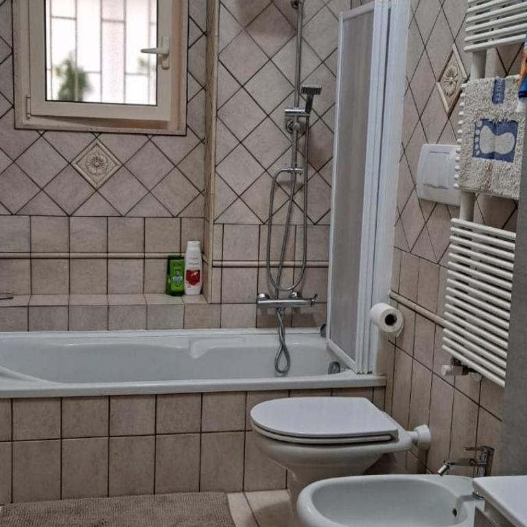 Paradiso sul mare - Appartamento con 2 Camere da Letto e Balcone - 16