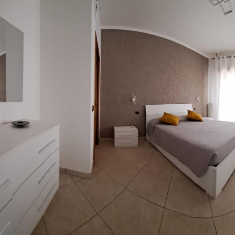 Paradiso sul mare - Appartamento con 2 Camere da Letto e Balcone - 7