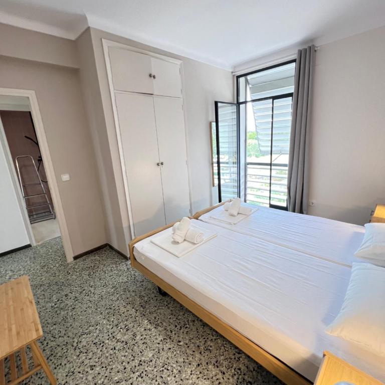 3 room apartment, 500m to beach, swimming pool, nice terrace - Three-Bedroom Apartment - 24