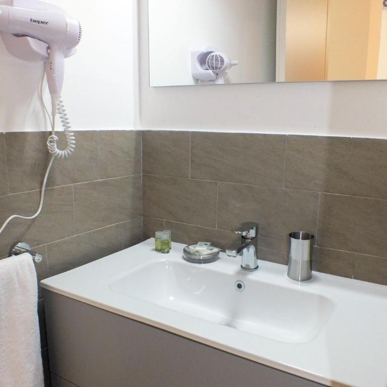 BB Hotels Aparthotel Visconti - Appartamento con 1 Camera da Letto (2 Adulti) - 5