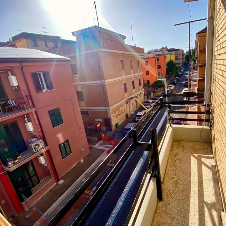 La Dolce Vita - Appartamento con 2 Camere da Letto e Balcone - 15