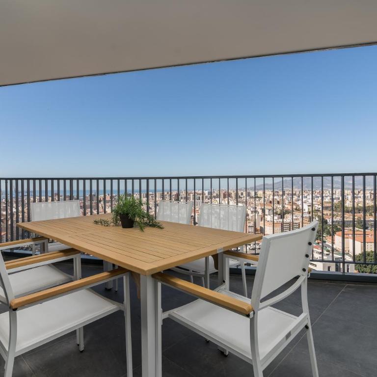 Málaga Urban Sky 23º - Apartamento de 3 dormitorios con vistas - 1