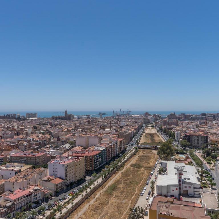 Málaga Urban Sky 23º - Apartamento de 3 dormitorios con vistas - 25