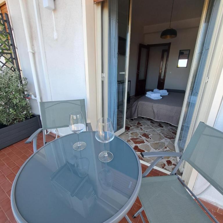 Skyline Palermo - Two-Bedroom Deluxe Apartment with Balcony - 16