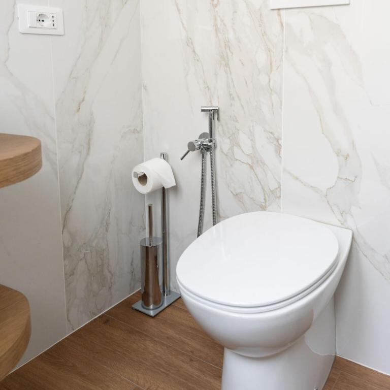 Appartamento con 2 camere e 2 bagni -San Giovanni- - Two-Bedroom Apartment - 21