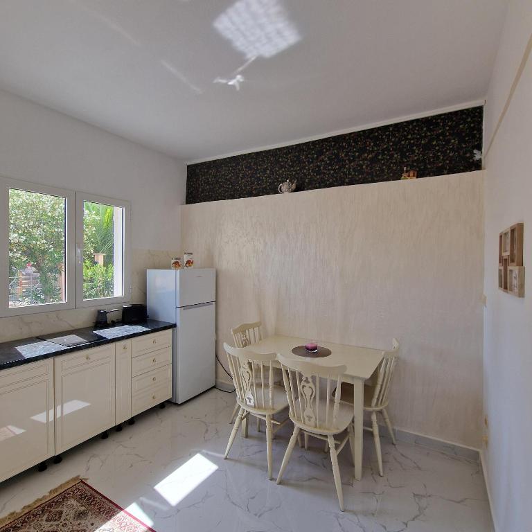 Apartmani Vlahović - Studio Apartment - 17