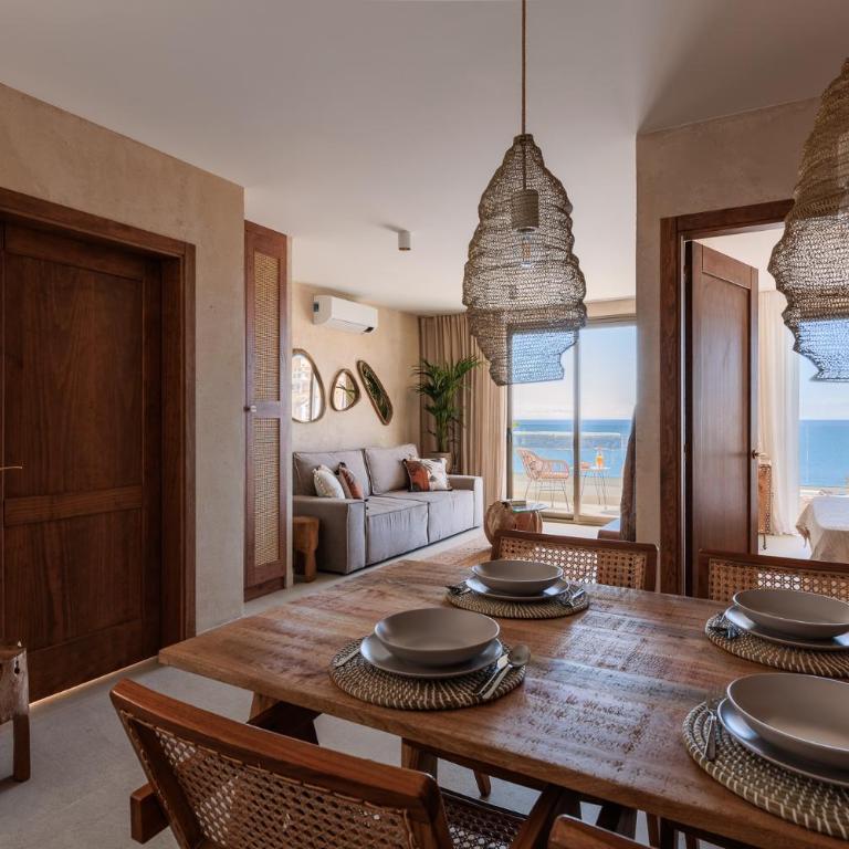 Bahía Apartments - One-Bedroom Luxury Apartment with Balcony and Oceanview - 16