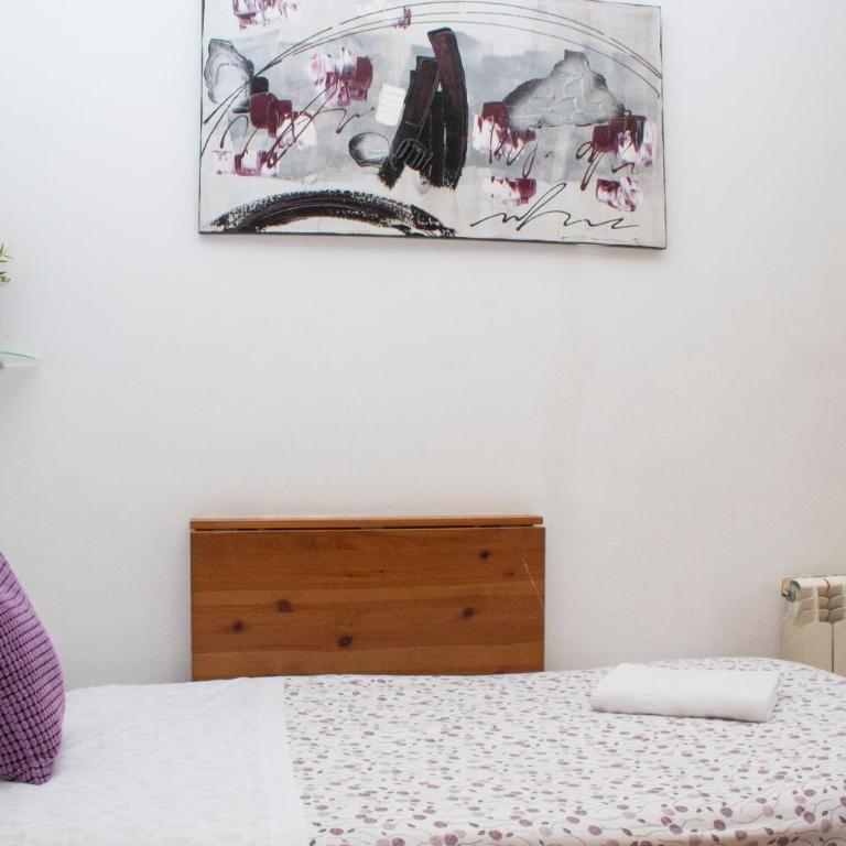 Hostal Abel Victoriano - Double Room with Extra Bed - 3