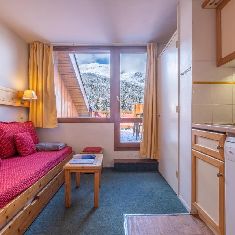 Résidence Pierre & Vacances Le Peillon - Appartement 1 Chambre avec Coin Nuit dans Alcôve et Balcon (6 Personnes) - Vue sur la Vallée - 6