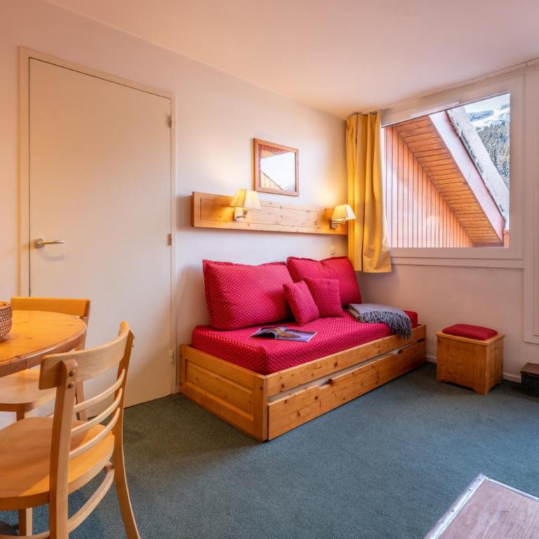 Résidence Pierre & Vacances Le Peillon - Appartement 1 Chambre avec Coin Nuit dans Alcôve et Balcon (6 Personnes) - Vue sur la Vallée - 7