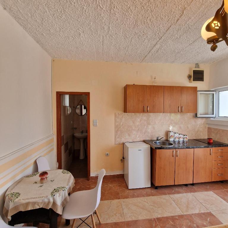 Apartmani Vlahović - Standard Studio - 9