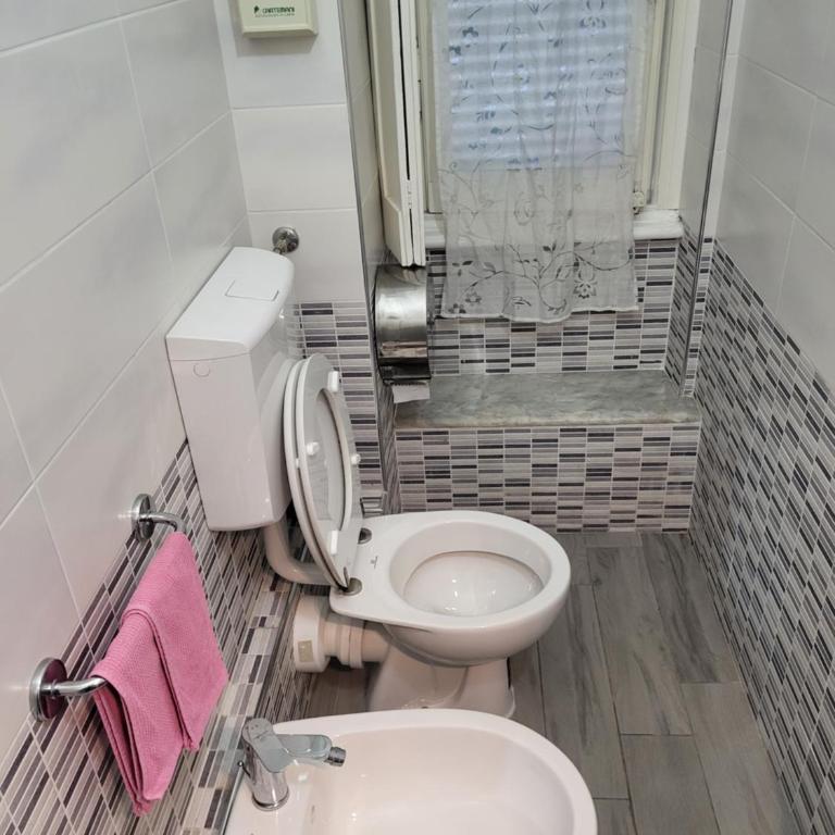 Hotel Barone - Camera Matrimoniale con Bagno Privato - 7