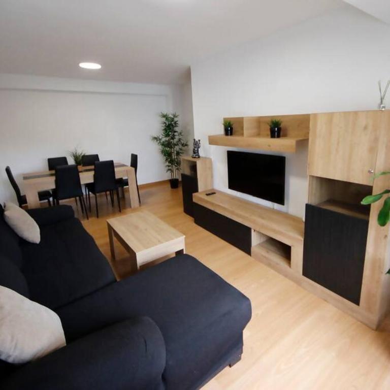 ACOGEDOR Y LUMINOSO OVIEDO - Apartamento de 3 dormitorios - 1