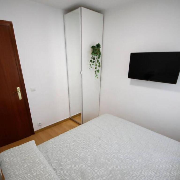 ACOGEDOR Y LUMINOSO OVIEDO - Apartamento de 3 dormitorios - 19