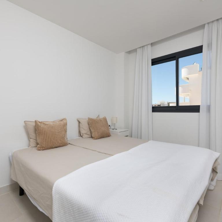 Beautiful 3 bedroom apartment in Higueron West - Appartement 3 Chambres - 12