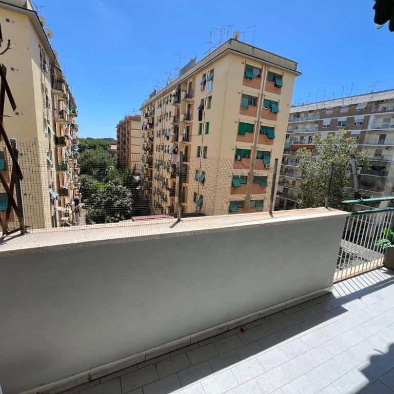 Luciano Queen's Guest House - Camera Matrimoniale con Balcone - 13