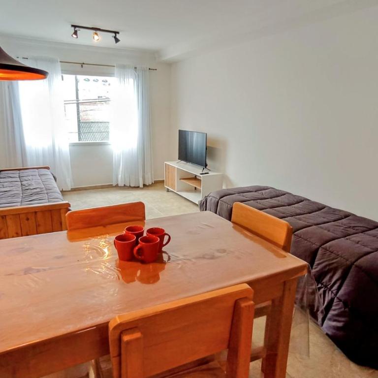A6A8- Departamento Céntrico y tranquilo Ideal para Familias o Grupos - Apartamento de 1 dormitorio - 2