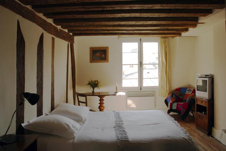 Nest in Paris - One-Bedroom Apartment - 1