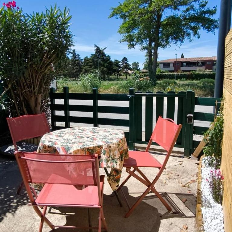 Magnifique studio Le FLAMANT DORE avec Loggia, Terrasse & Climatisation, Proche Mer - Studio mit Terrasse - 14