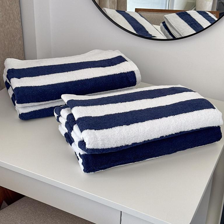 Golden Mile Studio I Seaview I Pools I Beach 4minutes walk I Free Parking - Studio Apartment with Sea View - 58