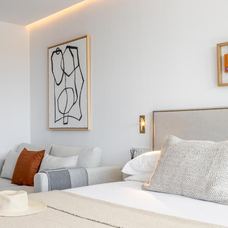 Golden Mile Studio I Seaview I Pools I Beach 4minutes walk I Free Parking - Studio Apartment with Sea View - 66