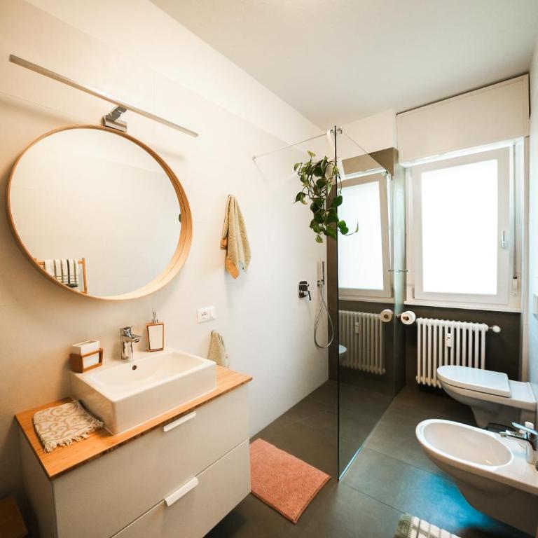 Entire flat, 1 minute walk from lake of Garda - Appartamento con 2 Camere da Letto - 40